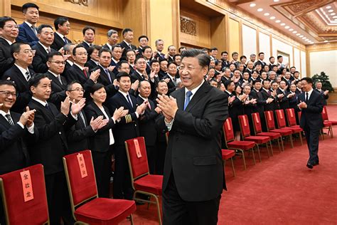 富平习近平|新闻人物：习近平